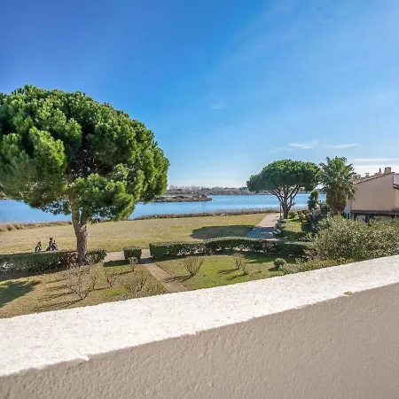 Lejlighed Les Patios De Salonique By Interhome Le Grau-du-Roi