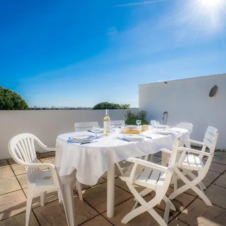 Les Patios De Salonique By Interhome