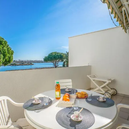 Lejlighed Les Patios De Salonique By Interhome *